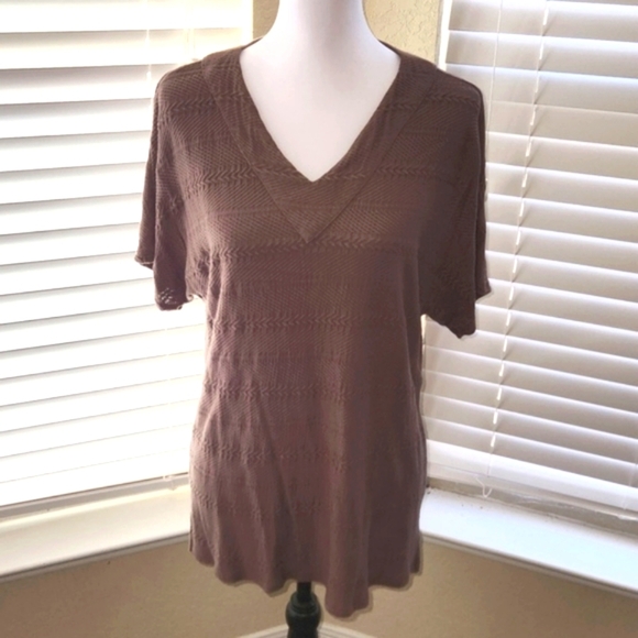Grace and Lace Brown V Neck Small - Picture 1 of 6